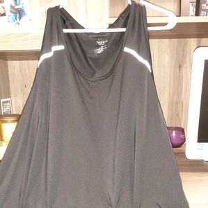 #18 NWT Torrid Active Jersey tank